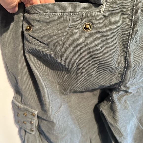 Da-Nang Women's Cargo Pants in Gray with Brown Details - Picture 9 of 16